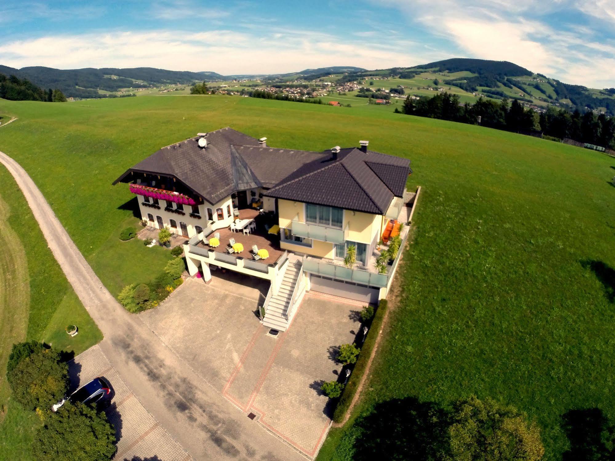 Gaestehaus Stabauer 몬드시 외부 사진